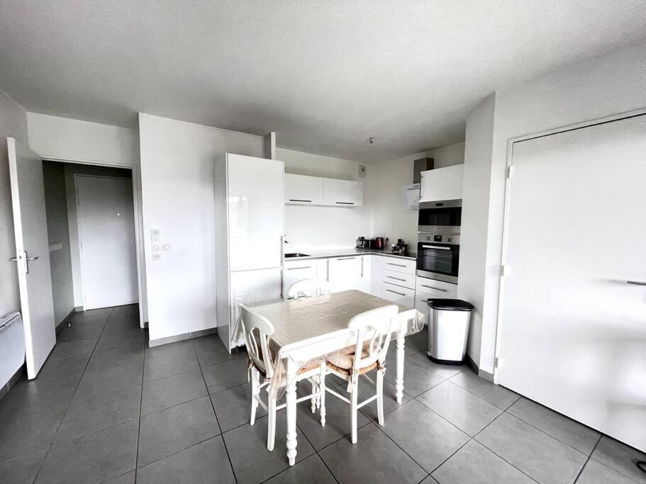 Spacieux T2 + Parking A 5 Min D'Aix Apartment เอ็ก-ซอง-โพรวองซ์ ภายนอก รูปภาพ